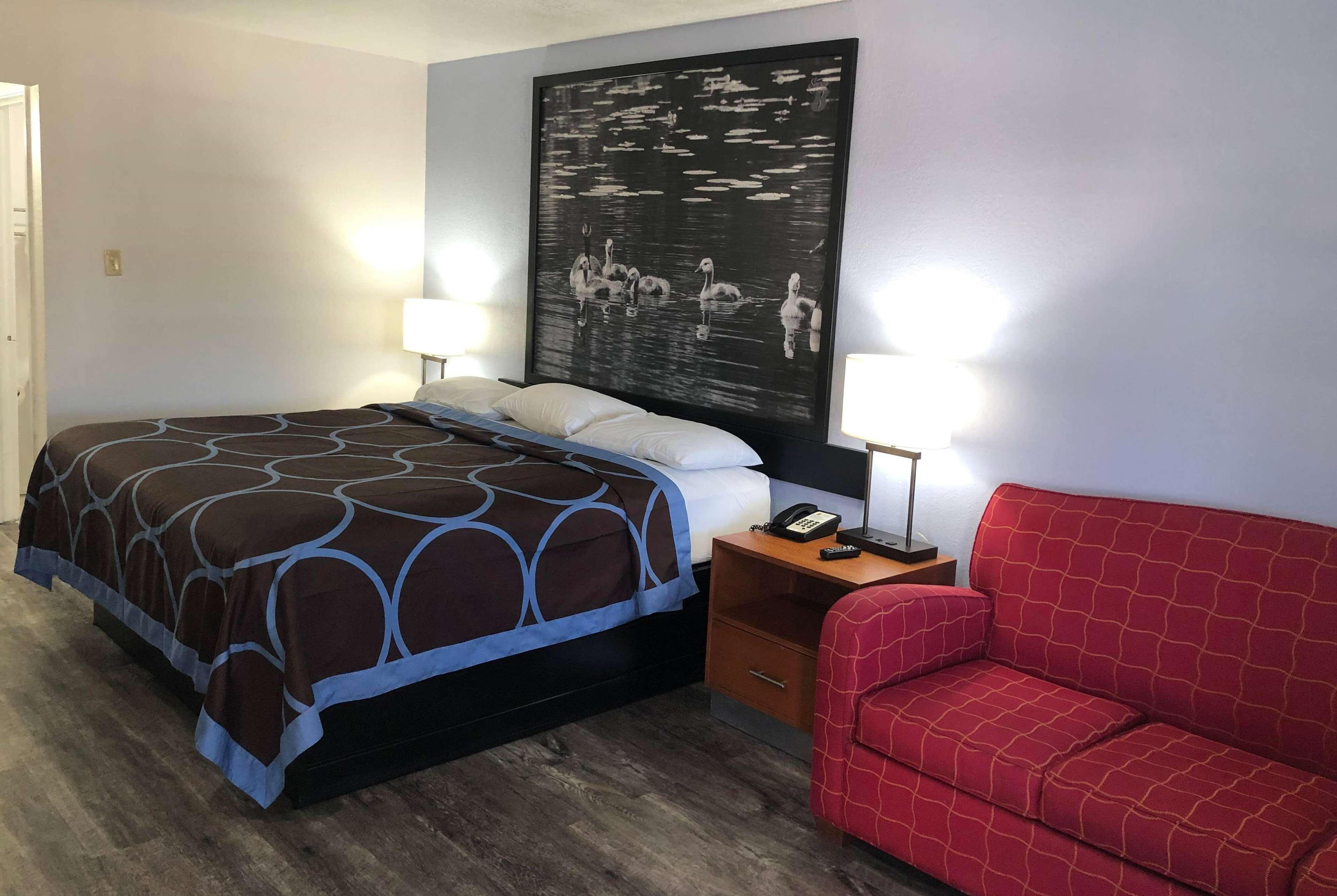 Motel Super 8 By Wyndham - Canton, Texas 2*